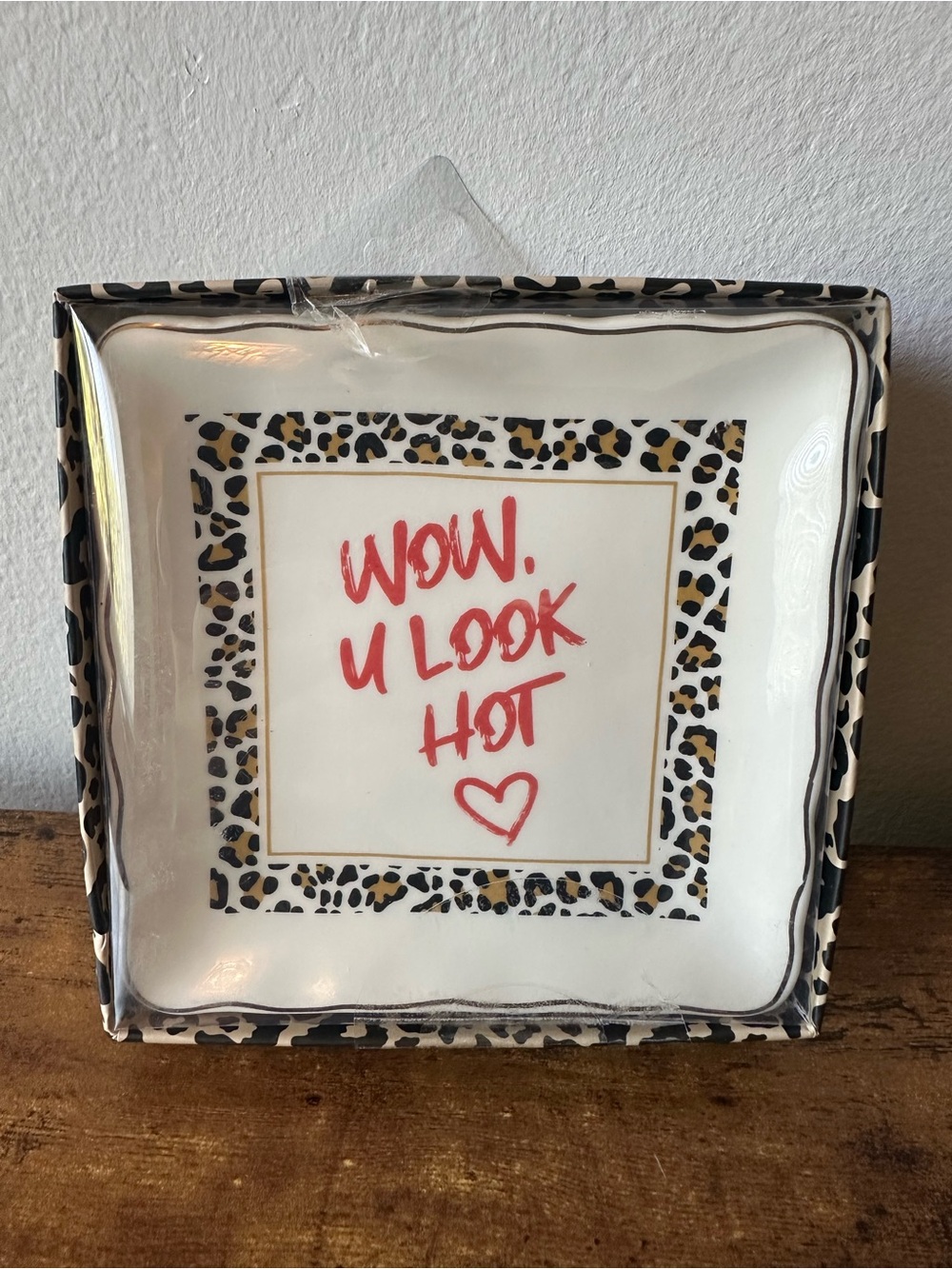 Wow, U Look Hot ❤️ Ceramic Trinket Dish Leopard Frame Red Script Gold Trim NWT
